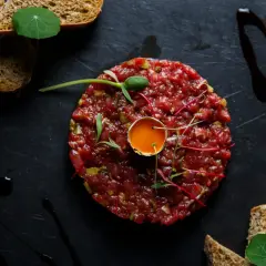 Jakie przyprawy do tatara sprawią, że stanie się wyjątkowy?